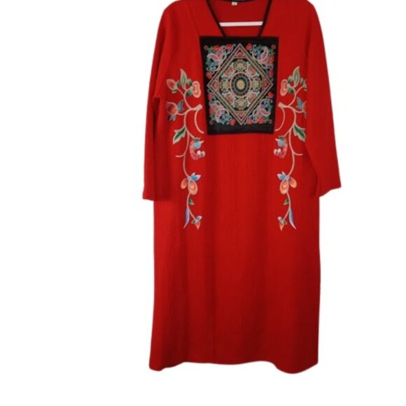 Unbranded Womens Shift Dress Red Floral Embroidered Textured Knit 1X - Picture 1 of 3